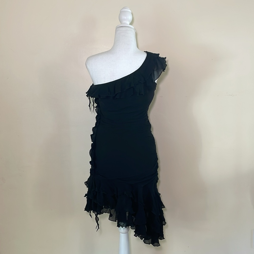 Express Ruffle Silk One-Shoulder Midi Dress - Picture 5 of 7